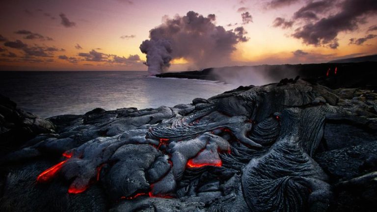 Hawai‘i Volcanoes National Park: A Living Wonder of Fire and Earth
